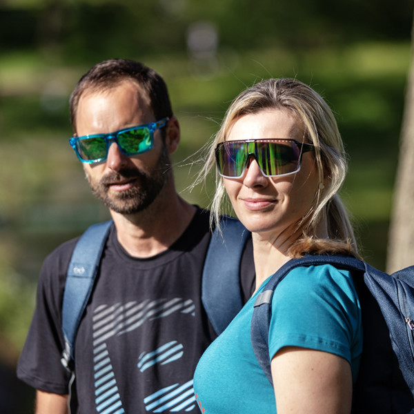 GS ENDURO GRN-R BLK/WHT okulia