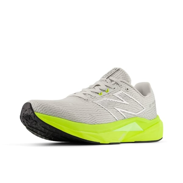 NEW BALANCE FuelCell Propel V5