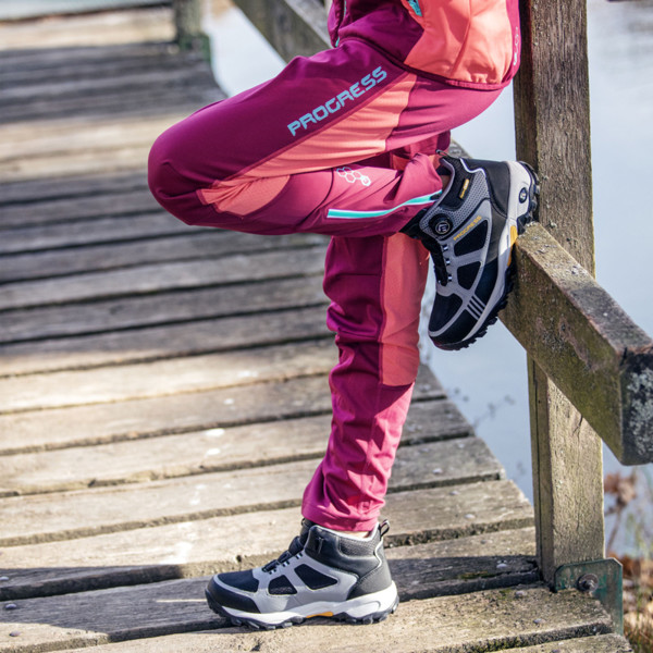 FW JUNIOR TREK MID WP topánky